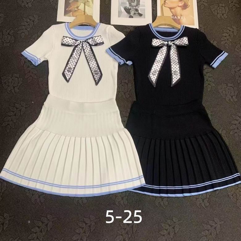 MiuMiu S-XL 19